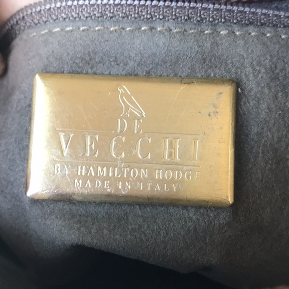 De Veccchi cognac brown buck stitch leather crossbody bag - Picture 9 of 11